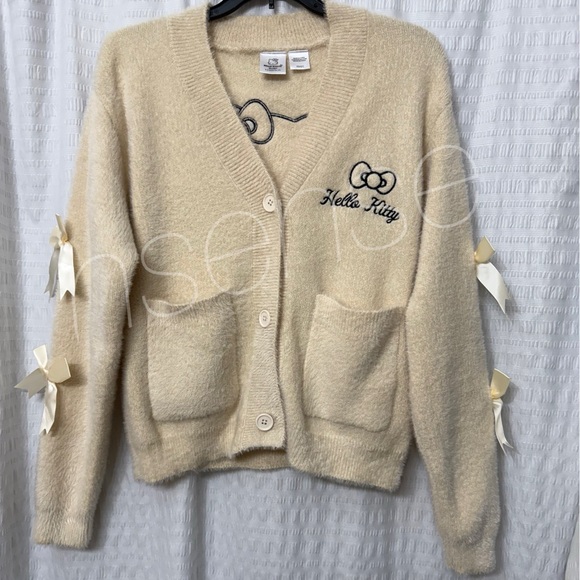 Hello Kitty Cream Knit Sweater - Picture 3 of 7